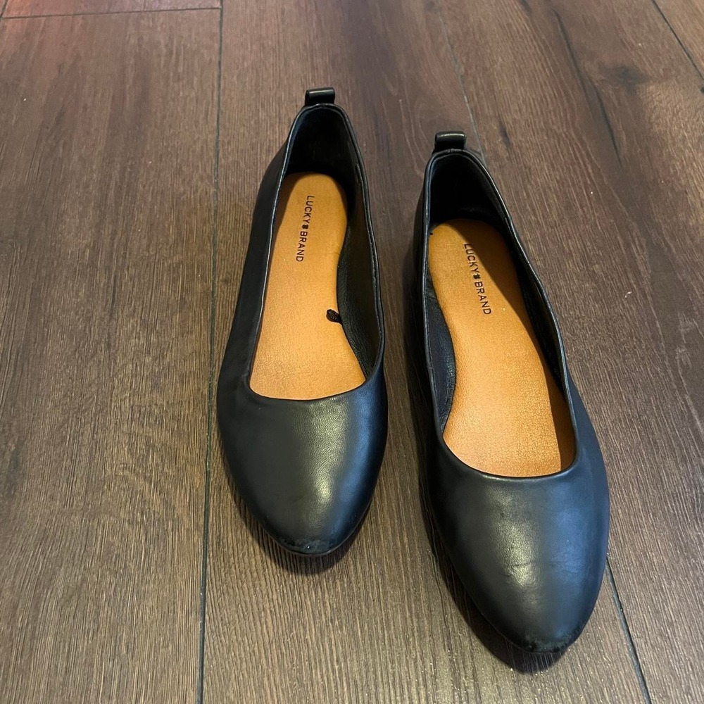 Lucky Brand black leather ballet flats